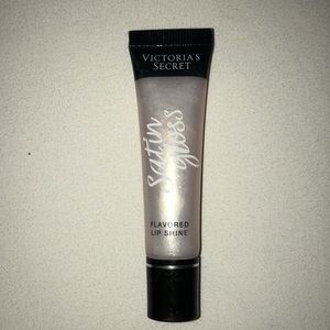Victoria secret lip shine
